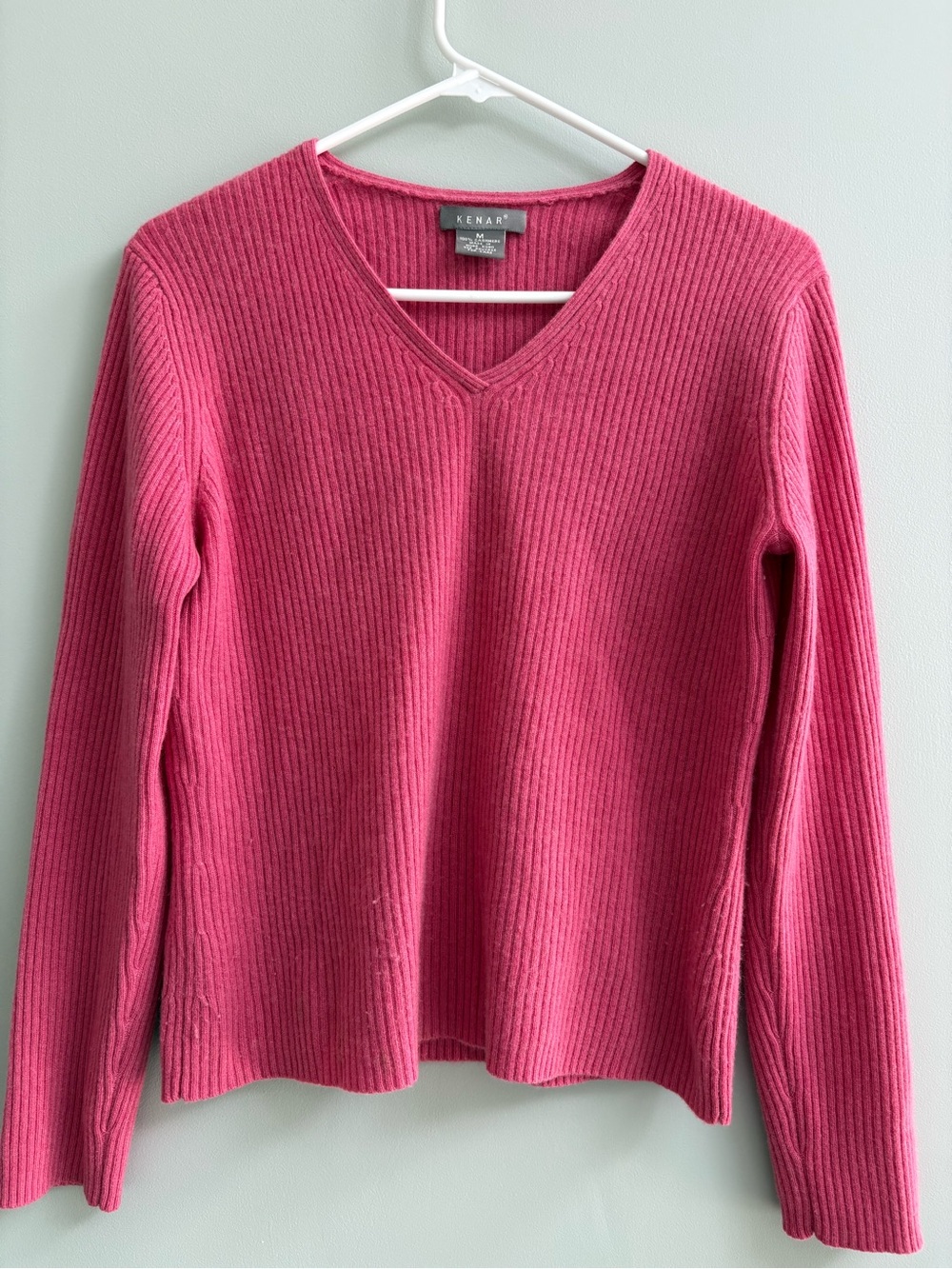 Kenar Ribbed Cashmere V-Neck Sweater - Rose Pink